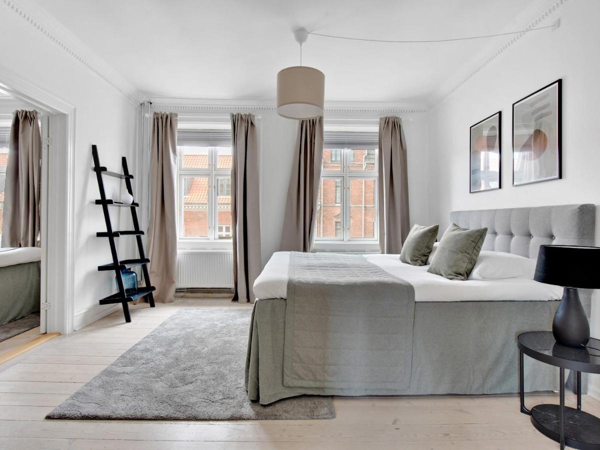 Sanders Stage - Endearing Three-Bedroom Apartment Near Nyhavn Copenhaga Exterior foto